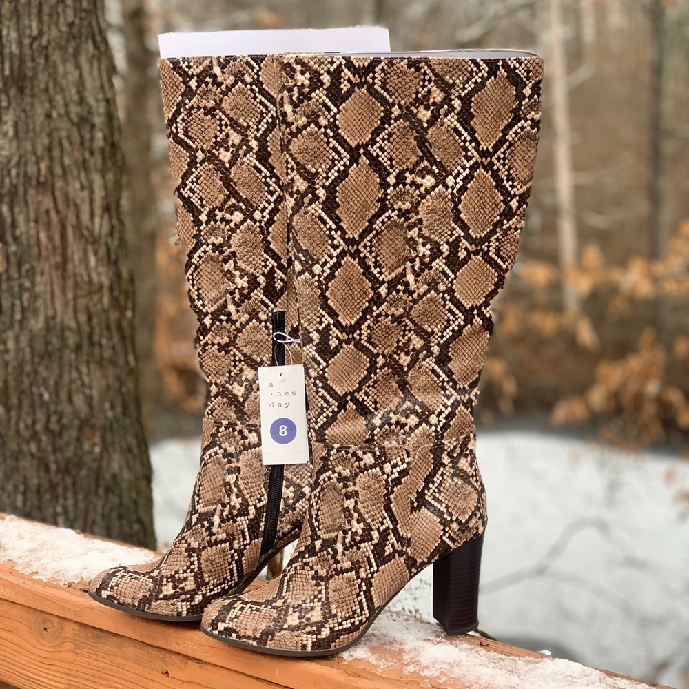 Knee-High Boots w/ heel